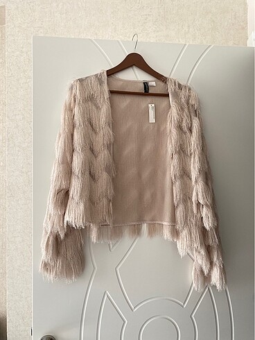 H&m püsküllü hırka