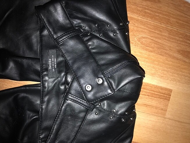 Bershka Deri pantolon