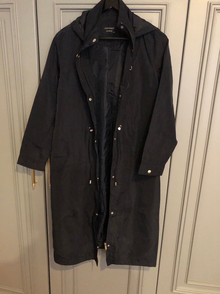 Düğmeli lacivert Uzun Yağmurluk - Görsel 3