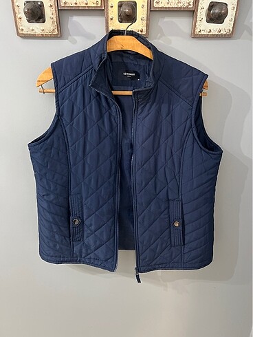 LC Waikiki kapitone unisex yelek