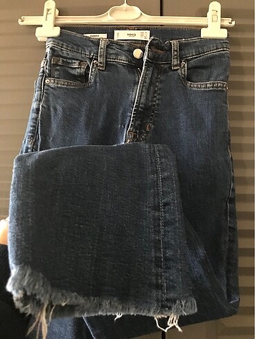 32 Beden lacivert Renk Mango jean