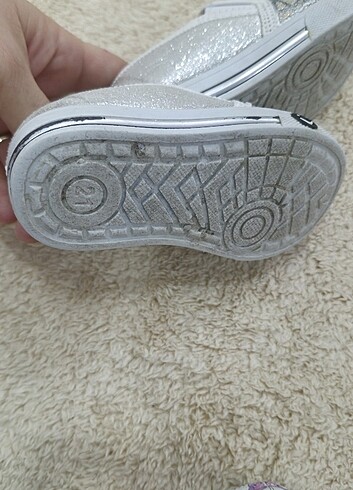 1 yas ayakkabi - Görsel 3