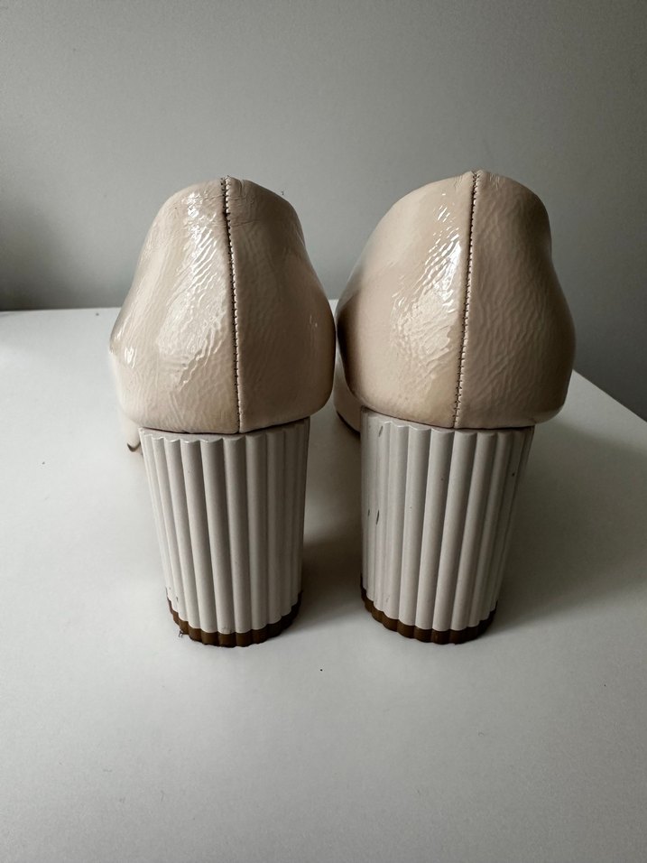 Bej  Topuklu Klasik Kadın Ayakkabı - Görsel 2