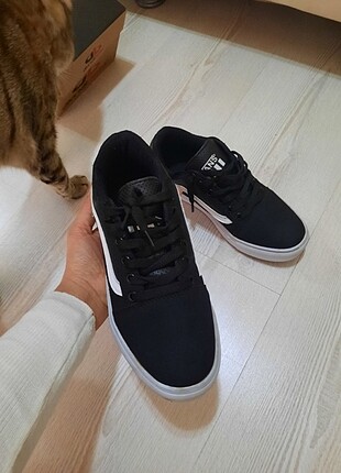 Vans spor ayakkabı