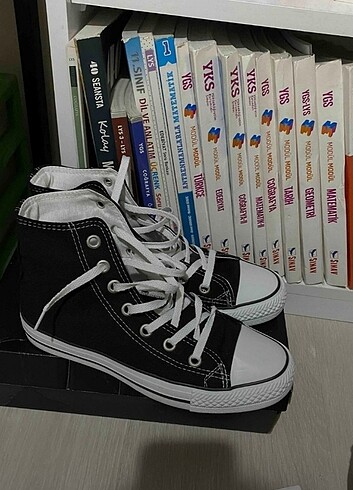39 Beden siyah Renk Siyah converse