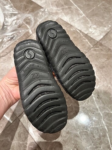 22 Beden Superfit tilki yün keçe kreş ev ayakkabısı