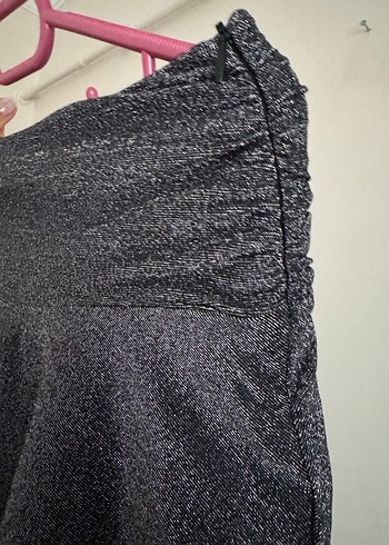 Bershka Siyah parıltılı pilili Mini Etek - Görsel 6