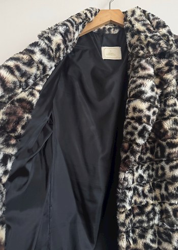 Leopar Desenli Kadın Peluş Kaban - Görsel 6