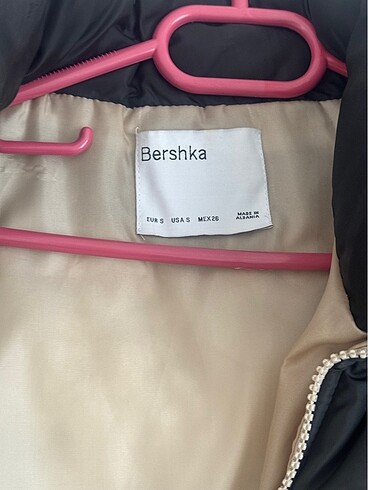 Bershka crop şişme mont - Görsel 3