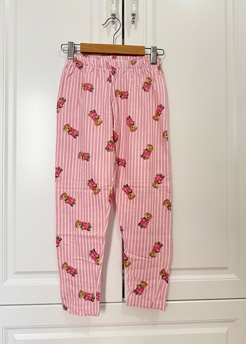 LC Waikiki Pembe Cizgili Ayicik Desenli Rahat Cocuk Pijama Alti