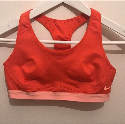 Spor sutyeni