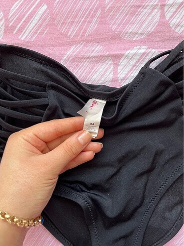 34 Beden Bikini altı