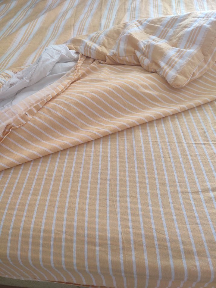 Sarı Çizgili nevresim takımı - Görsel 3