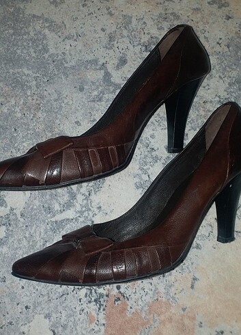 Diğer bayan stiletto