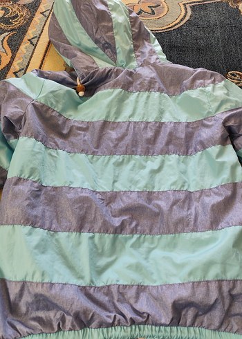 Kadın Mavi Kapüşonlu Fermuarlı yağmurluk - Görsel 7