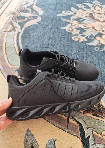 Diğer Siyah Minimal Sneaker