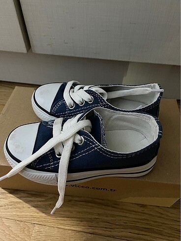 24 Beden Çocuk converse