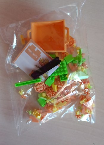 Diğer Saksılı Lego Çiçek