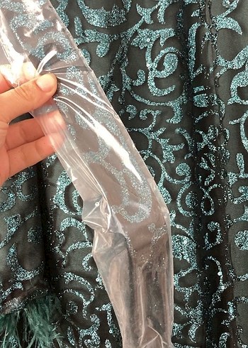 Uzun Kollu Yüksek Yakalı zümrüt yeşili  Abiye Elbise - Görsel 5