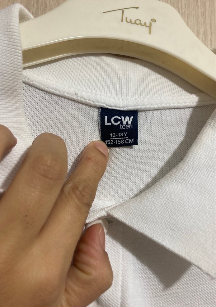 Polo yaka beyaz uzun kollu tişört - Görsel 2