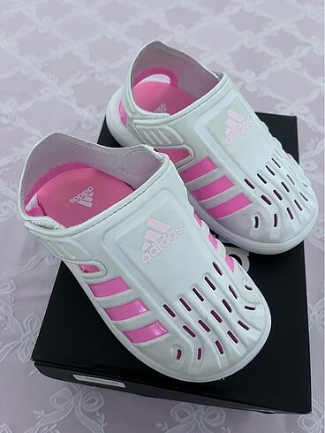25 Beden Adidas Bebek Sandalet