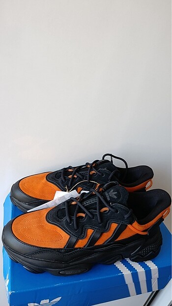 Adidas ozweego