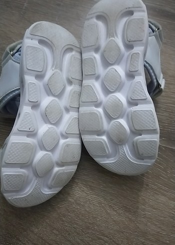 28 Beden beyaz Renk Kız Çocuk Işıklı Sandalet