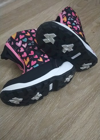 Renkli Kız Çocuk Kalp Desenli kar botu - Görsel 3