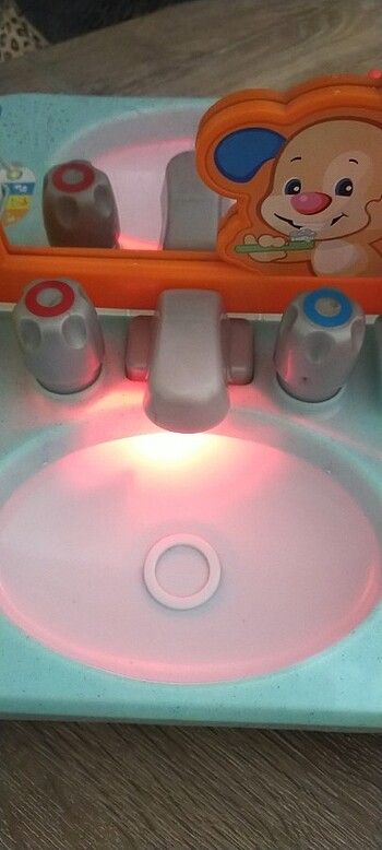 Fisher Price Eğitici köpekçiğin lavabosu