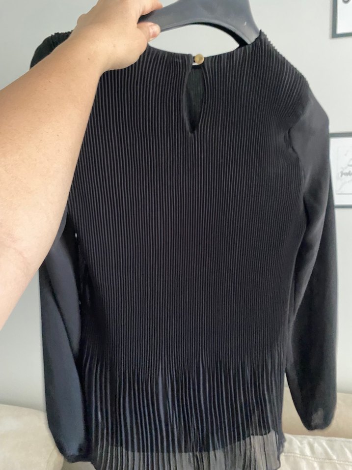 Kadın Siyah Piliseli Uzun Kollu Bluz - Görsel 4