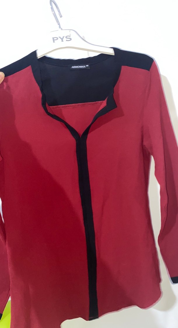 Kırmızı V Yakalı Kadın Gömlek - Görsel 5