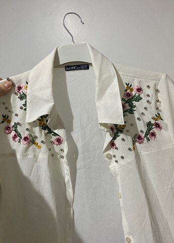 Nakışlı Beyaz Kısa Kollu Kadın Gömlek m beden - Görsel 3