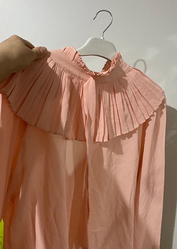 Pembe Fırfırlı Kayık Yaka - Görsel 4