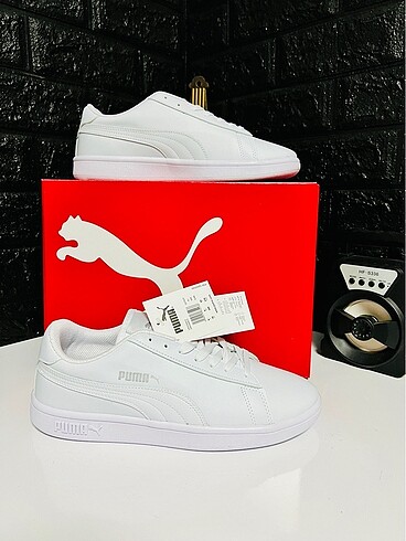 PUMA SHUFFLE