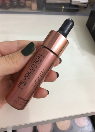 Makeup revolution likit aydinlatici rose gold