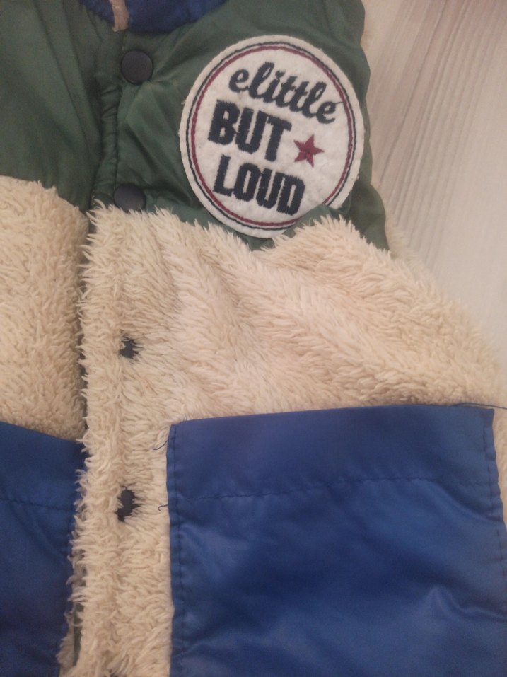 Erkek Çocuk Renkli Düğmeli Yelek - Görsel 3