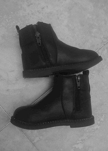 Kız Çocuk Siyah Deri Tokalı Goth Bot - Görsel 3