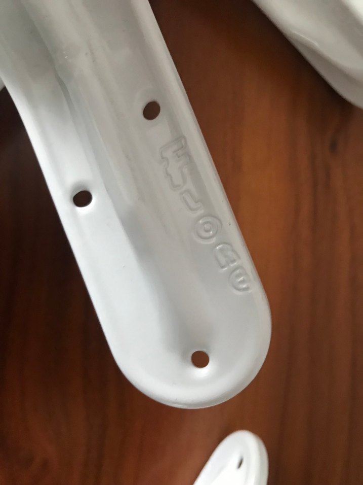 Beyaz Metal Raf Ayakları - Görsel 5