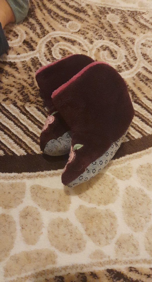 Kız Çocuk Kahverengi Nakışlı Terlik - Görsel 2