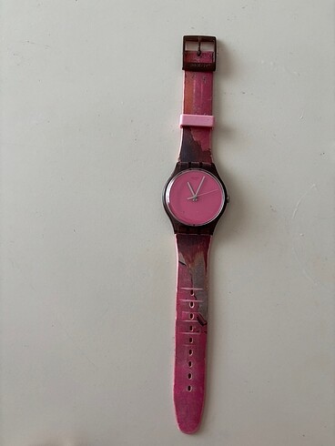 Swatch saat kordon değiştirilebilir