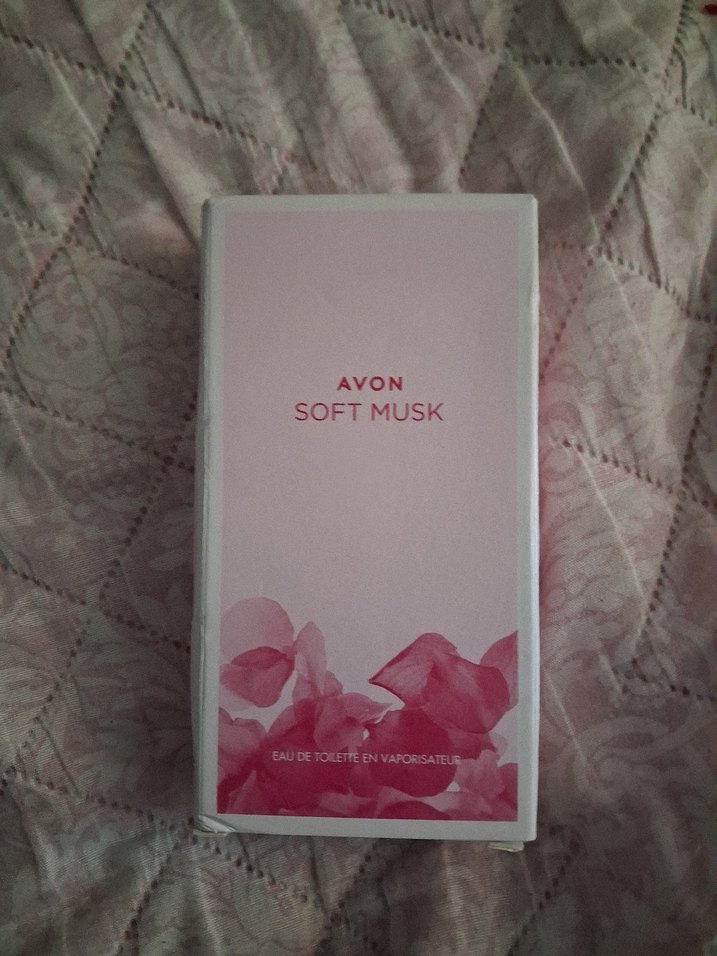 Şeffaf Kadın Parfümü - Görsel 4