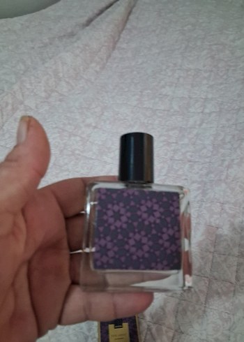 Avon Far Away Glamour Kadın Parfümü - Görsel 2