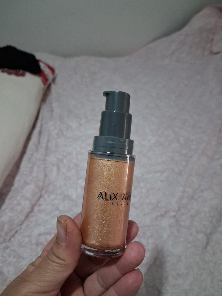 Bej Parlak Aydınlatıcı - ALIXAVIEM - Görsel 4