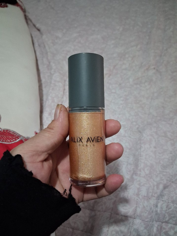 Bej Parlak Aydınlatıcı - ALIXAVIEM - Görsel 2