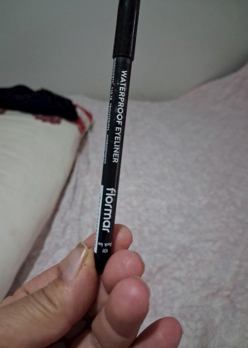 Siyah Göz Kalemi - Görsel 2