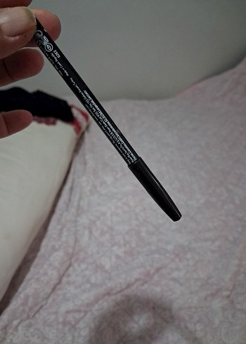 Siyah Göz Kalemi - Görsel 3