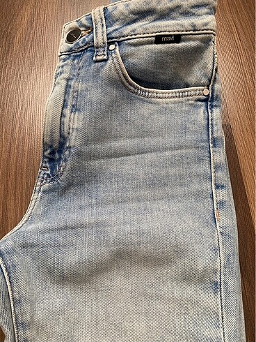 26 Beden mavi Renk Mavi jeans