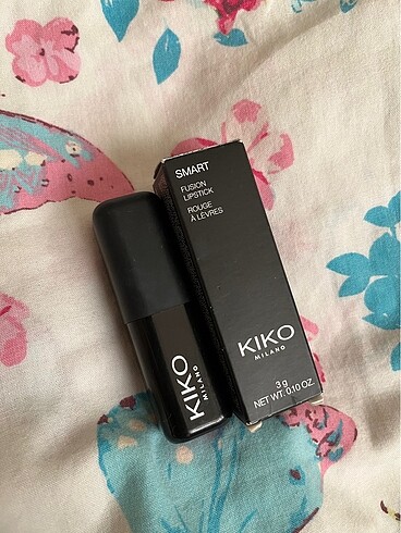 Kiko smart lipstick