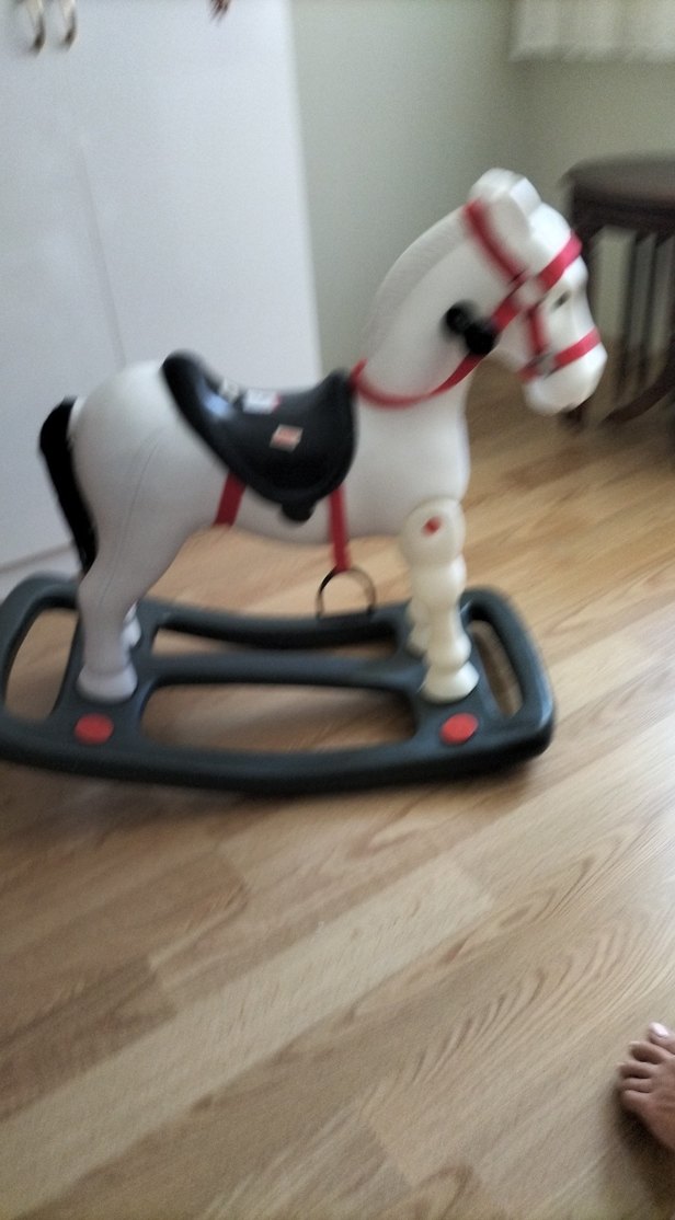 Beyaz Sallanan At Oyuncağı - Görsel 2