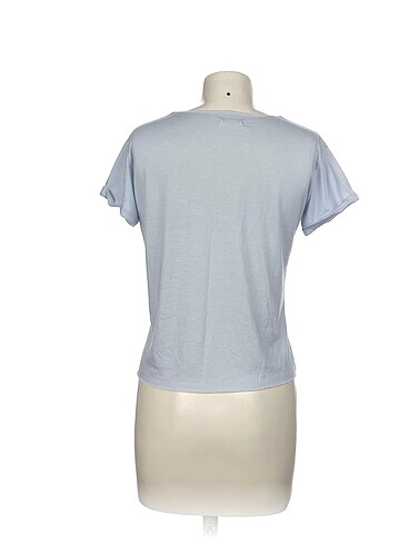 l Beden Diğer T-shirt %70 İndirimli.